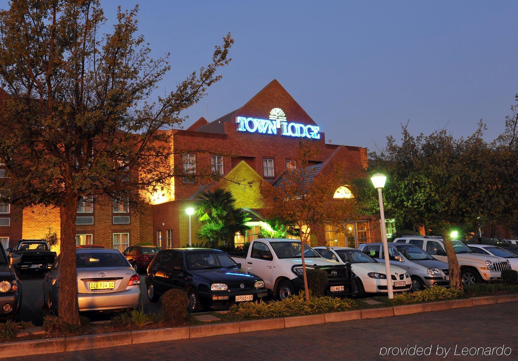 The Elegant Lodge Menlo Park Pretoria Bagian luar foto