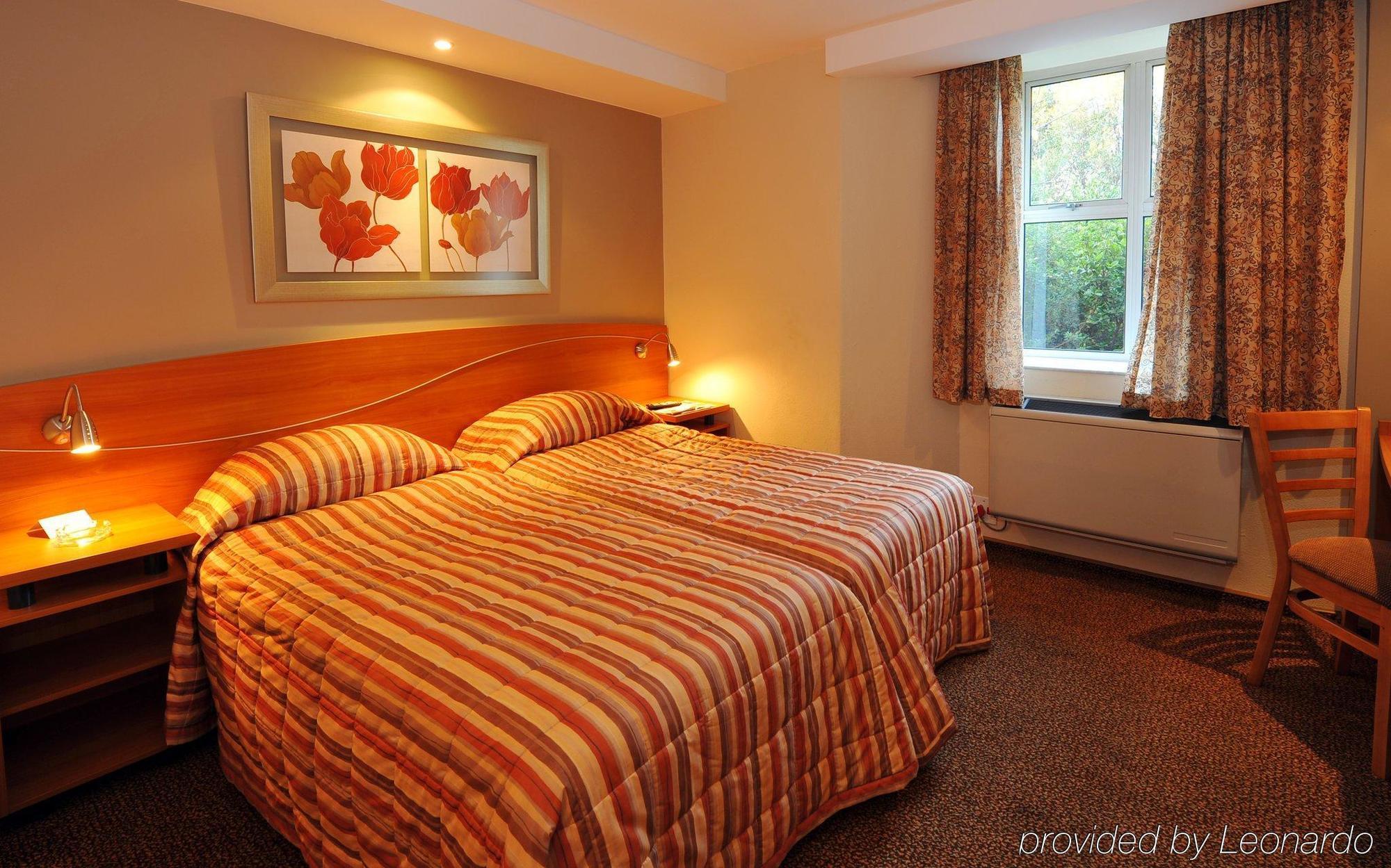 The Elegant Lodge Menlo Park Pretoria Bagian luar foto