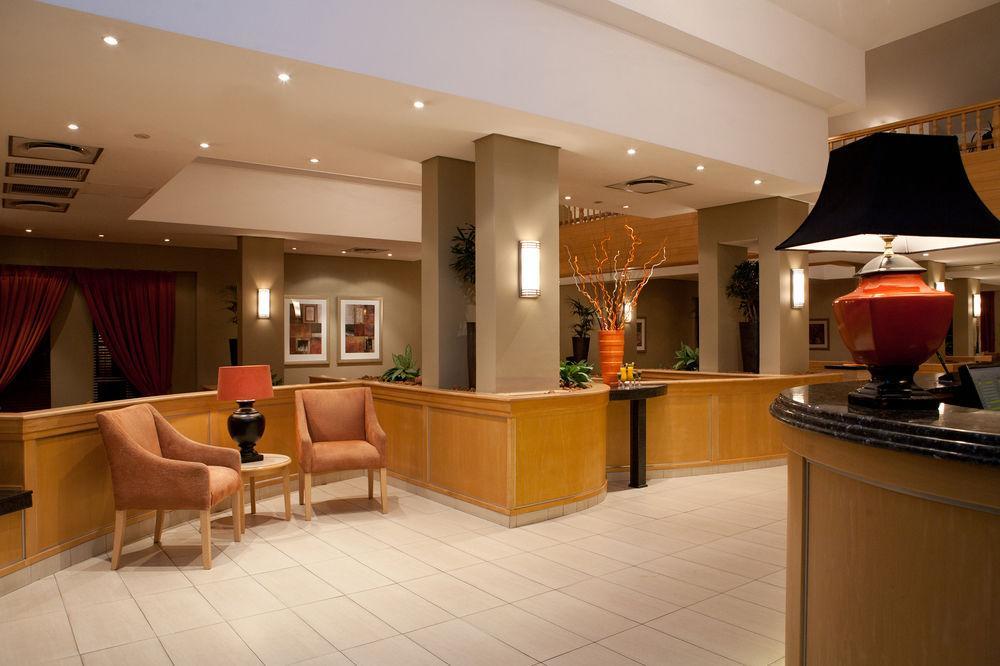 The Elegant Lodge Menlo Park Pretoria Bagian luar foto