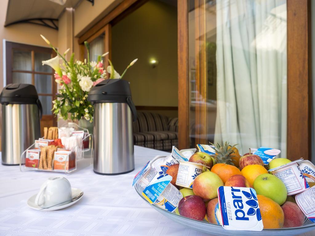 The Elegant Lodge Menlo Park Pretoria Bagian luar foto