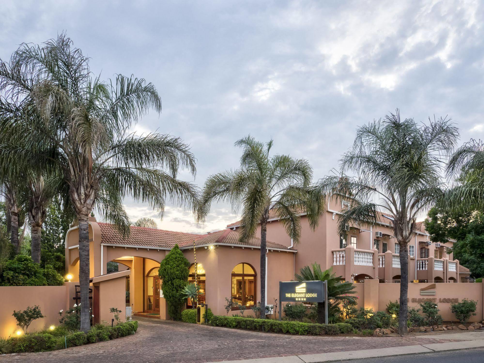 The Elegant Lodge Menlo Park Pretoria Bagian luar foto